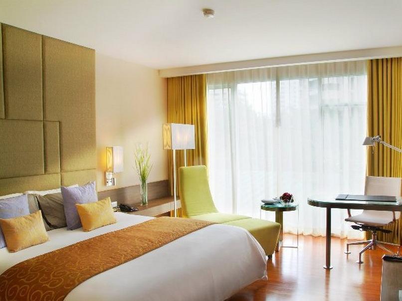 Отель Citichic Sukhumvit 13 By Compass Hospitality - Newly Renovated Бангкок Экстерьер фото