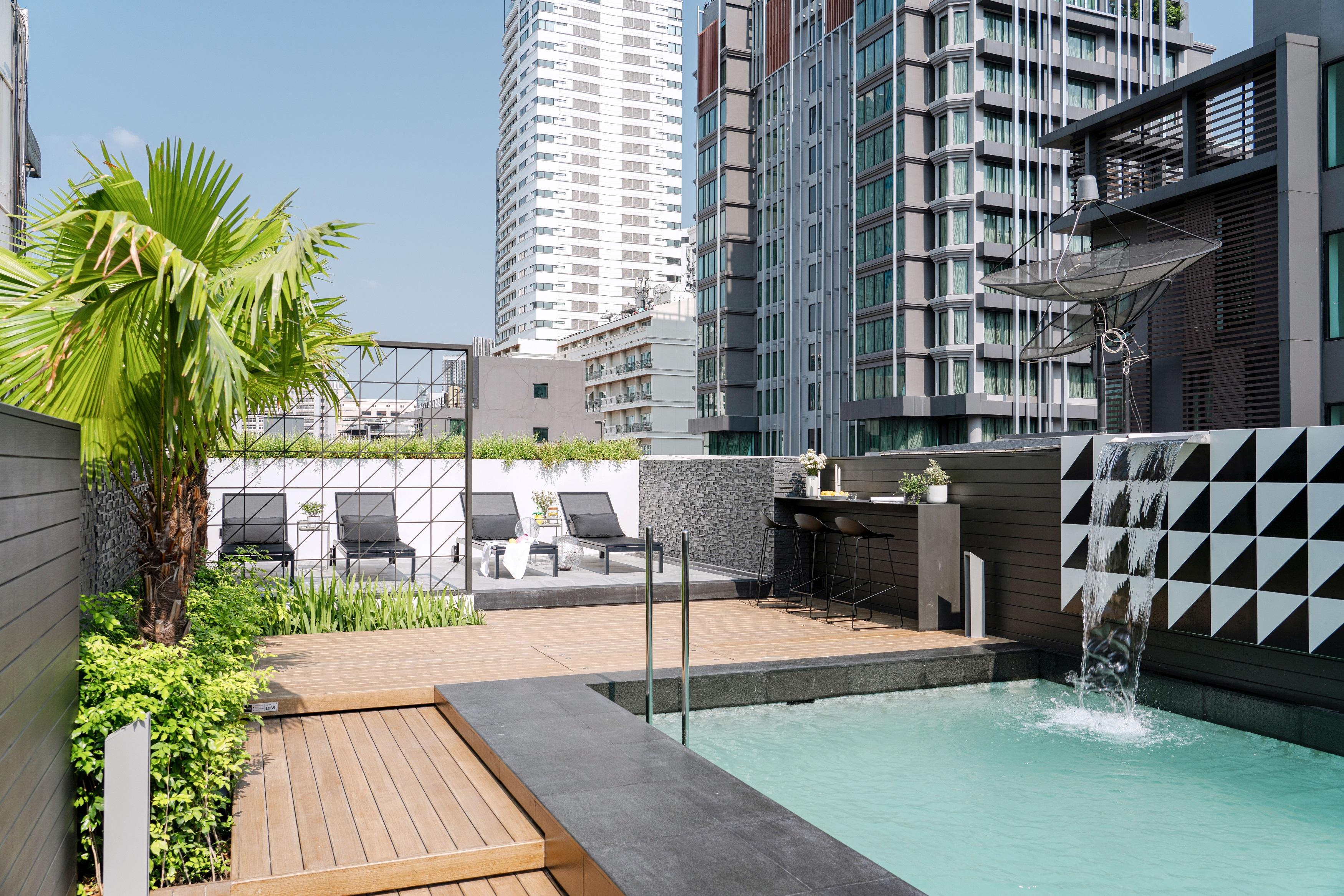 Отель Citichic Sukhumvit 13 By Compass Hospitality - Newly Renovated Бангкок Экстерьер фото