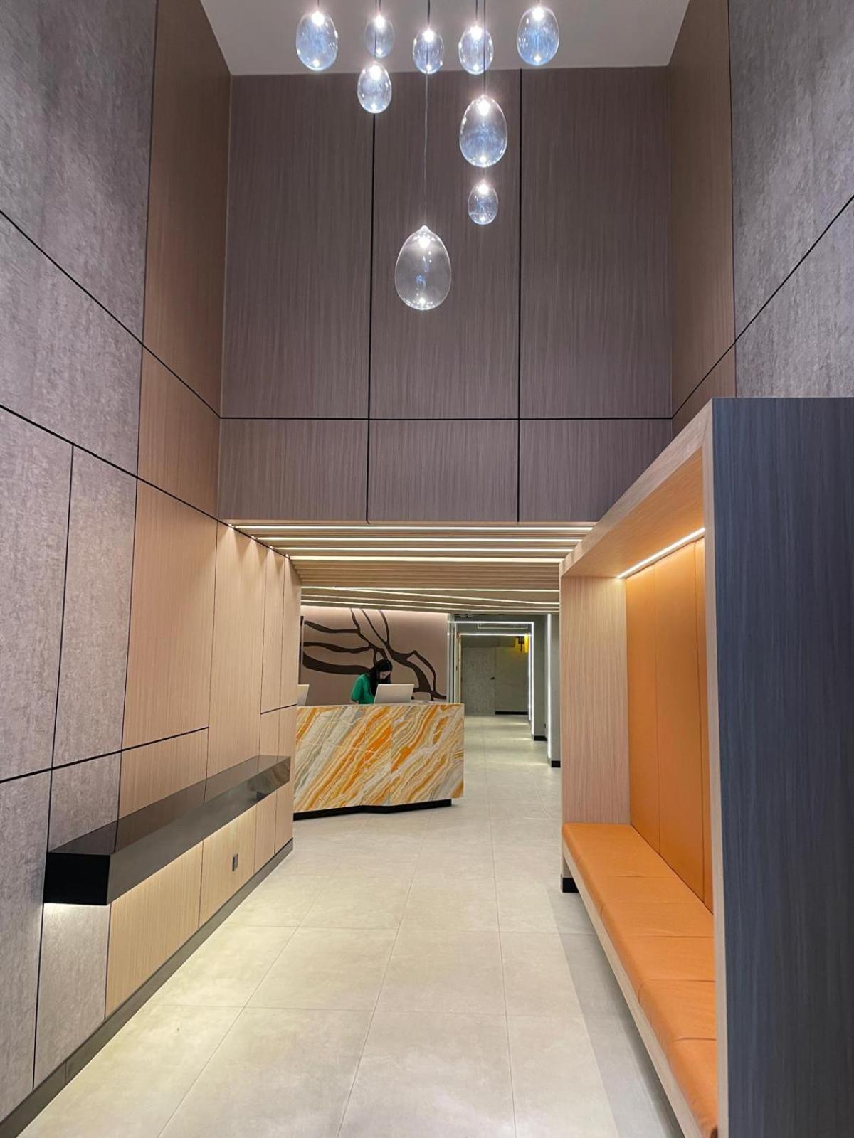 Отель Citichic Sukhumvit 13 By Compass Hospitality - Newly Renovated Бангкок Экстерьер фото