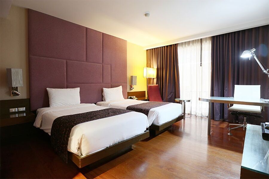 Отель Citichic Sukhumvit 13 By Compass Hospitality - Newly Renovated Бангкок Экстерьер фото